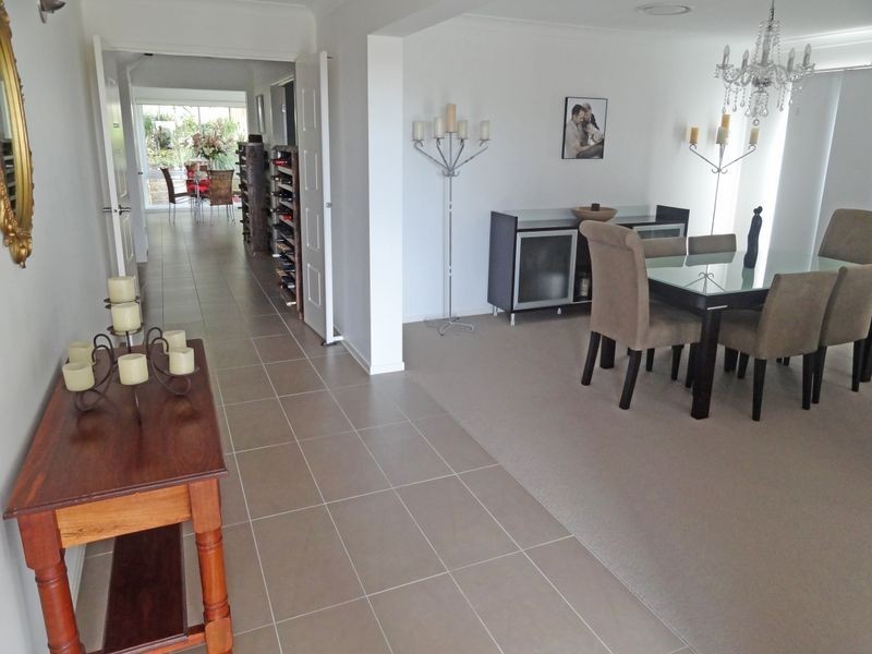 17 Loftus Place, Raymond Terrace NSW 2324