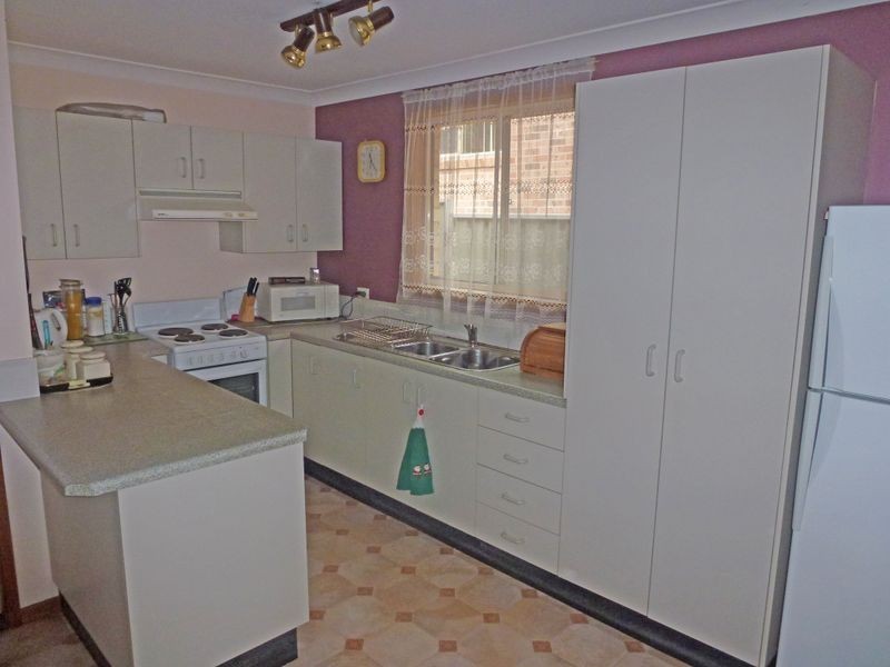 2/28 Garden Avenue, Raymond Terrace NSW 2324