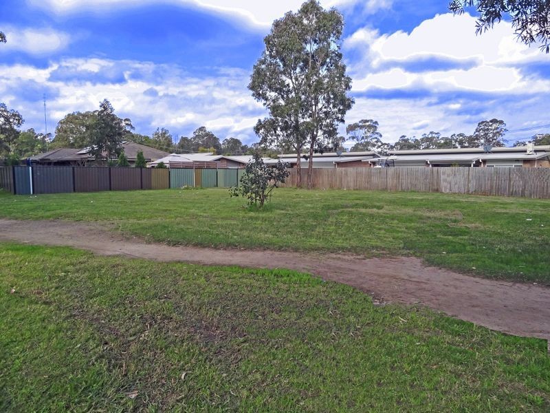 5 Earl Grey Crescent, Raymond Terrace NSW 2324