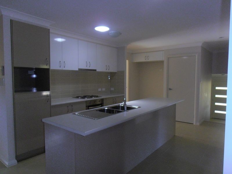 95 Sunningdale Circuit, Medowie NSW 2318