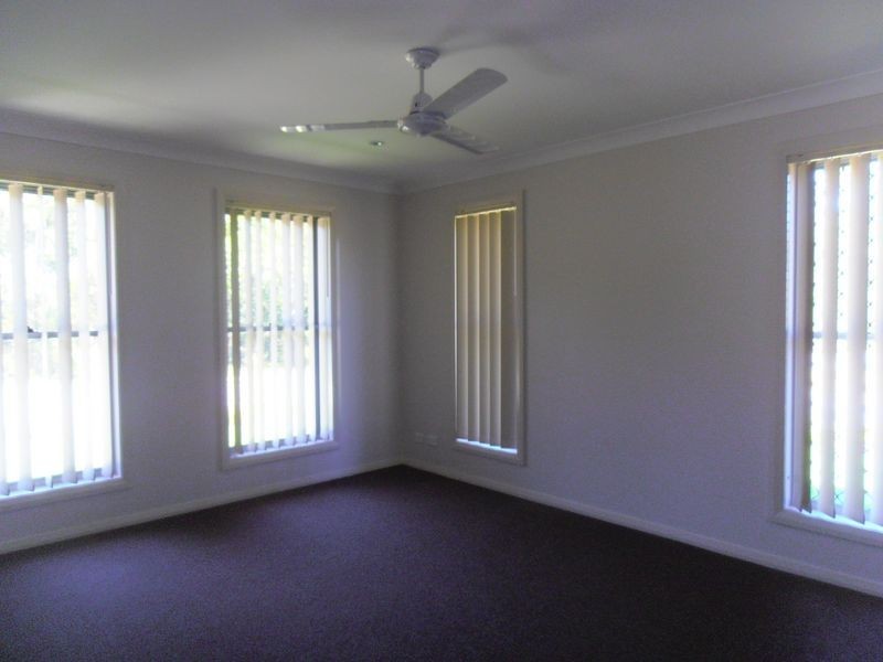 95 Sunningdale Circuit, Medowie NSW 2318