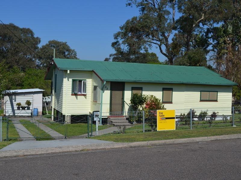 32 Alma Street, Raymond Terrace NSW 2324