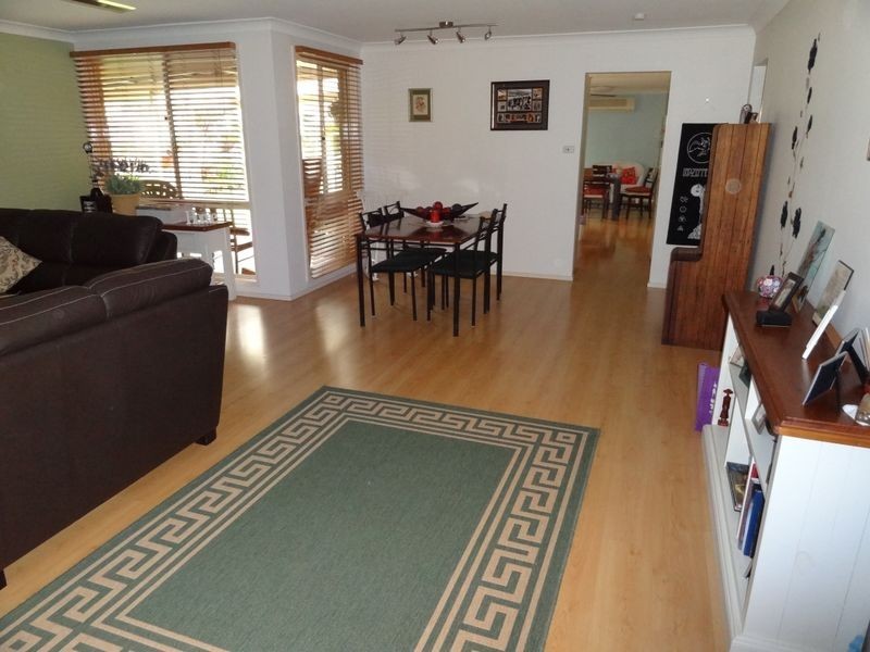 27 Hollydeen Avenue, Raymond Terrace NSW 2324
