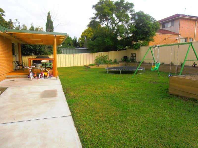16 Beaton Avenue, Raymond Terrace NSW 2324