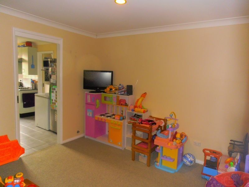 16 Beaton Avenue, Raymond Terrace NSW 2324