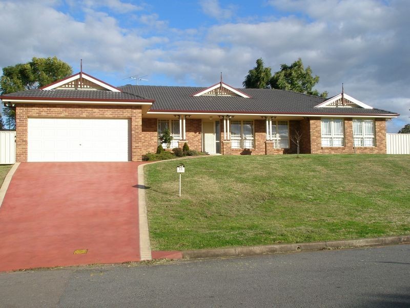 11 Bellevue Street, Raymond Terrace NSW 2324