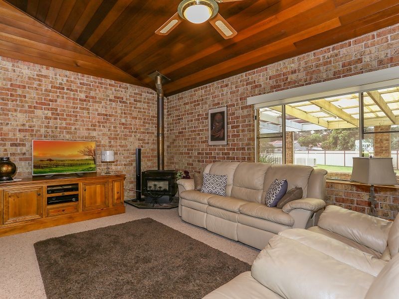 6 Kingston Parade, Raymond Terrace NSW 2324