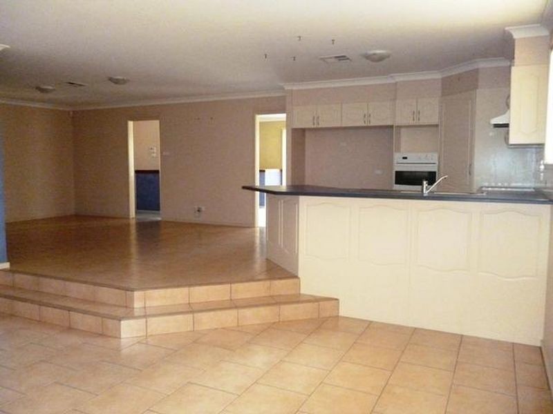 47 Dalyell Way, Raymond Terrace NSW 2324