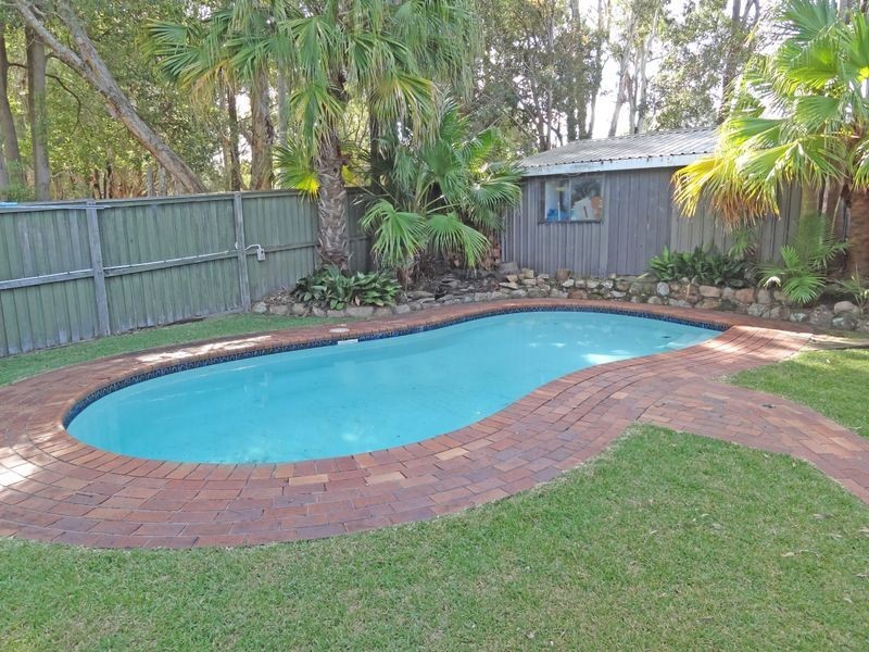 18 Chifley Drive, Raymond Terrace NSW 2324