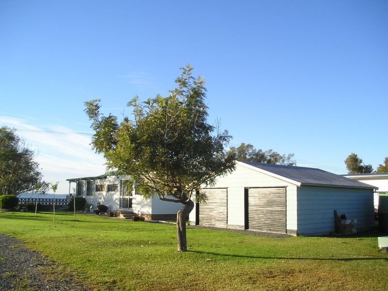 93 Waterfront Road, Swan Bay NSW 2324