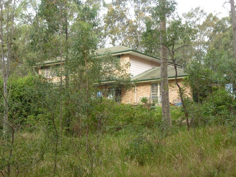 229 Six Mile Road, Eagleton NSW 2324
