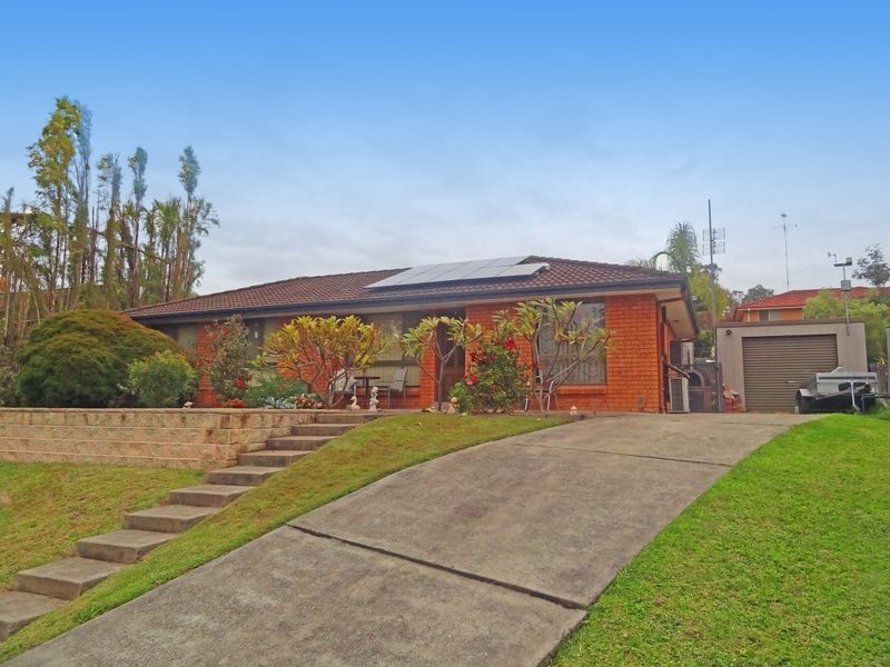 18 Bennett Place, Raymond Terrace NSW 2324