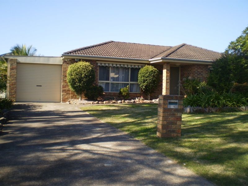 21 Beaton Avenue, Raymond Terrace NSW 2324