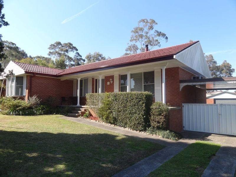 15 Chifley Drive, Raymond Terrace NSW 2324