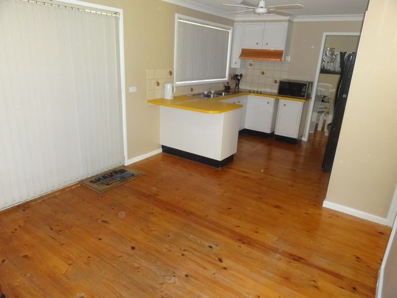 15 Chifley Drive, Raymond Terrace NSW 2324