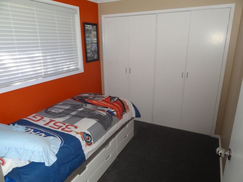 15 Chifley Drive, Raymond Terrace NSW 2324