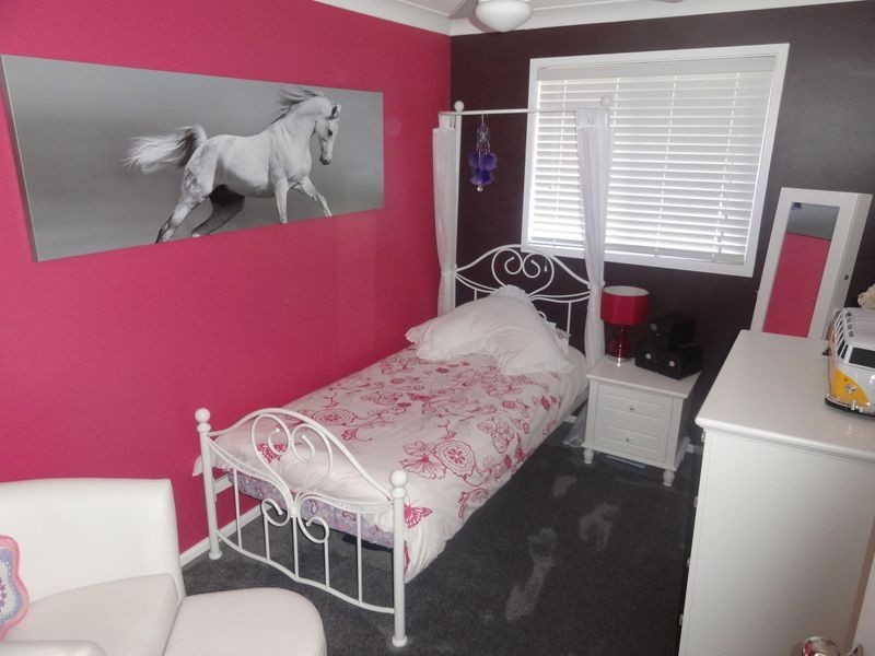 15 Chifley Drive, Raymond Terrace NSW 2324