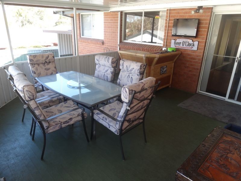 15 Chifley Drive, Raymond Terrace NSW 2324