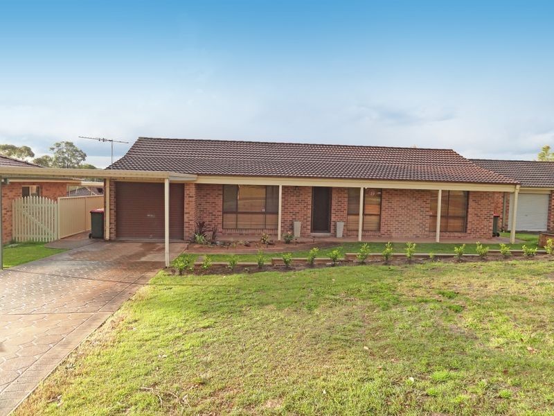7 Holt Place, Raymond Terrace NSW 2324