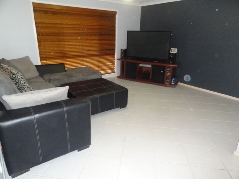 7 Holt Place, Raymond Terrace NSW 2324