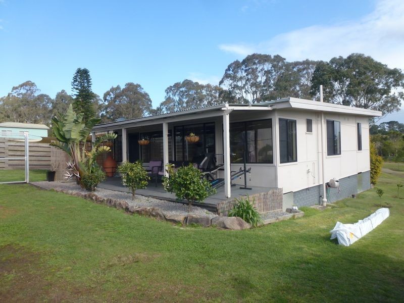 8 Kuranga Avenue, Raymond Terrace NSW 2324