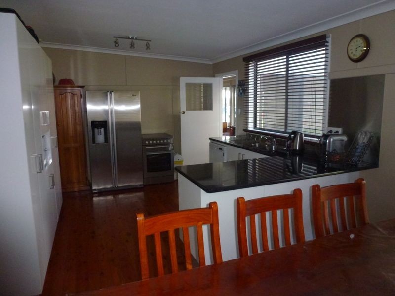 8 Kuranga Avenue, Raymond Terrace NSW 2324