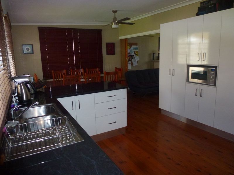 8 Kuranga Avenue, Raymond Terrace NSW 2324