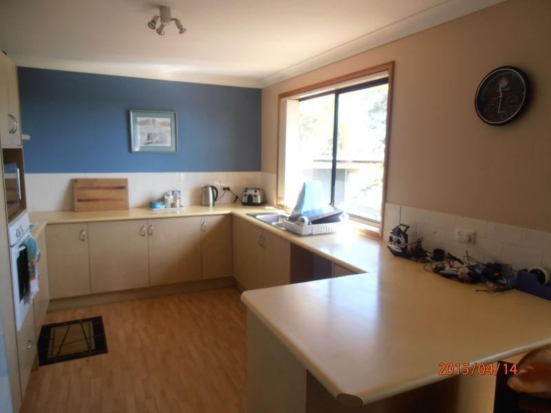 10 Walker Crescent, Raymond Terrace NSW 2324