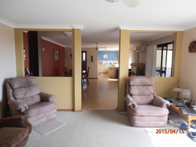 10 Walker Crescent, Raymond Terrace NSW 2324