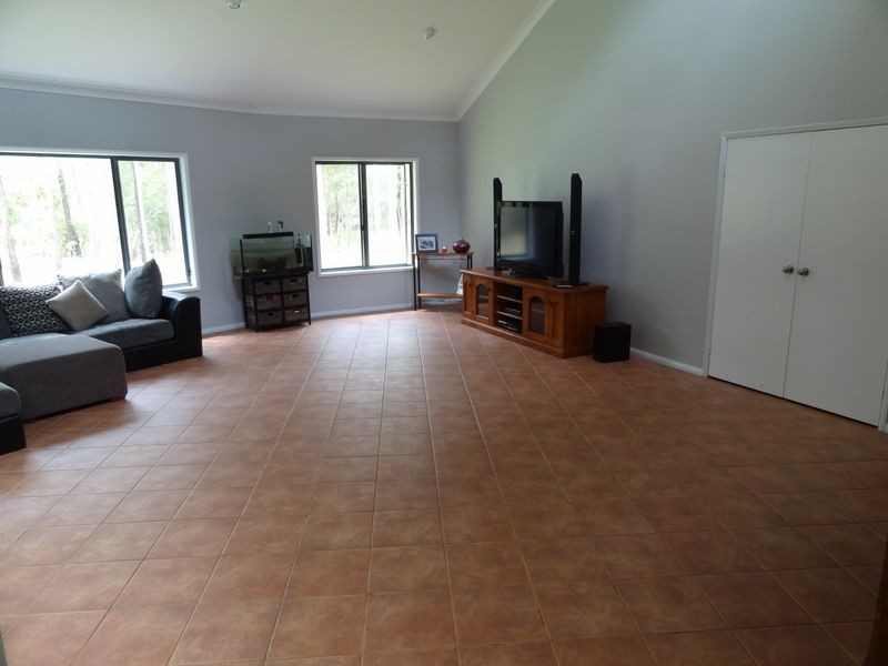 35 Winston Drive, Eagleton NSW 2324