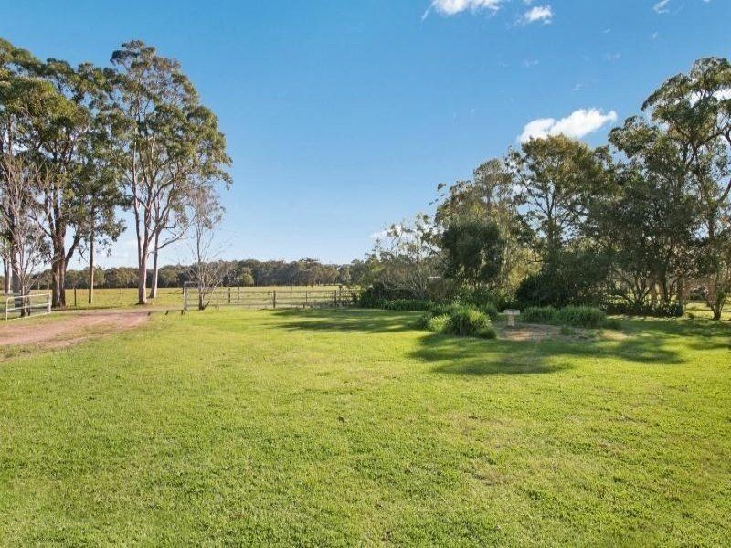 898 Swan Bay Road, Swan Bay NSW 2324
