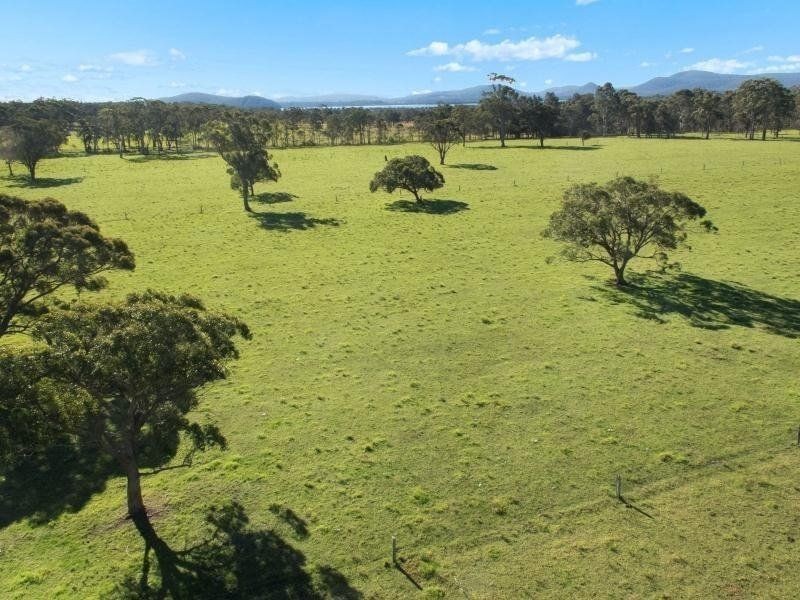 898 Swan Bay Road, Swan Bay NSW 2324