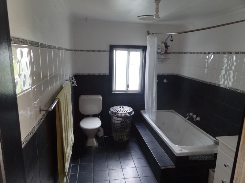 739 The Bucketts Way, Limeburners Creek NSW 2324