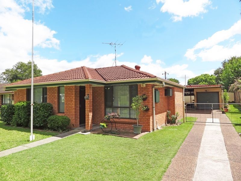 8 Osterley Close, Raymond Terrace NSW 2324