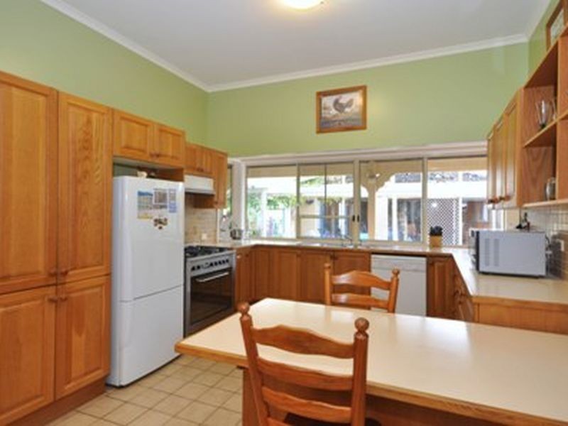 73 Winston Drive, Eagleton NSW 2324
