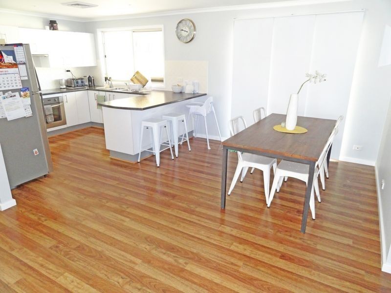 2 Henderson Close, Raymond Terrace NSW 2324