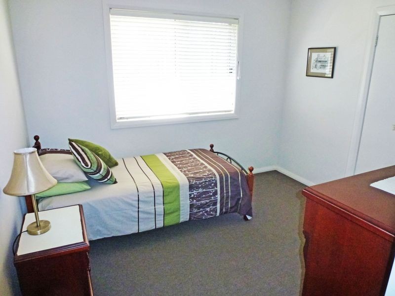 11 Regal Place, Seaham NSW 2324