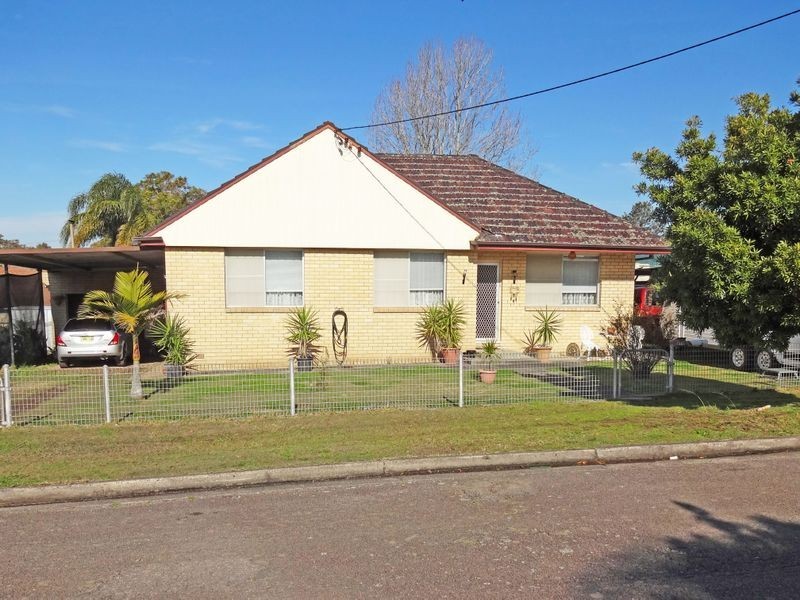 16 Morgan Crescent, Raymond Terrace NSW 2324