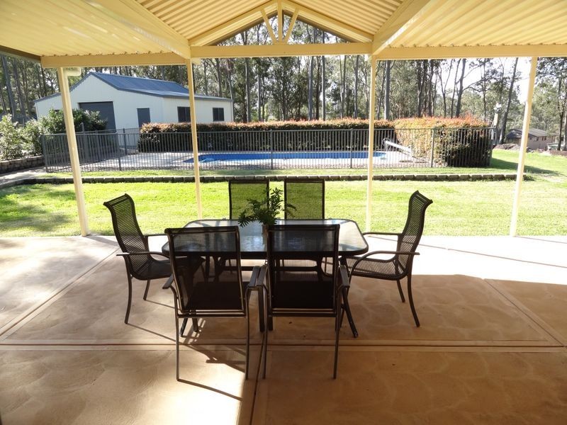 11 Regal Place, Seaham NSW 2324