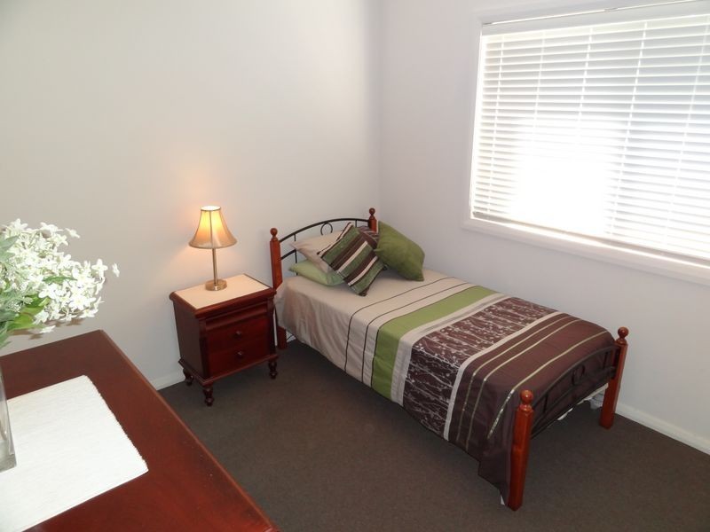 11 Regal Place, Seaham NSW 2324