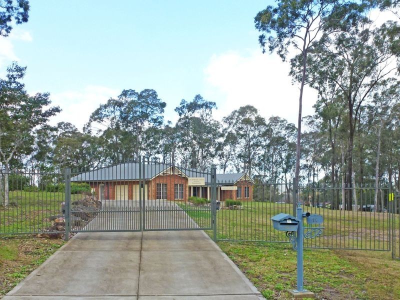 11 Regal Place, Seaham NSW 2324