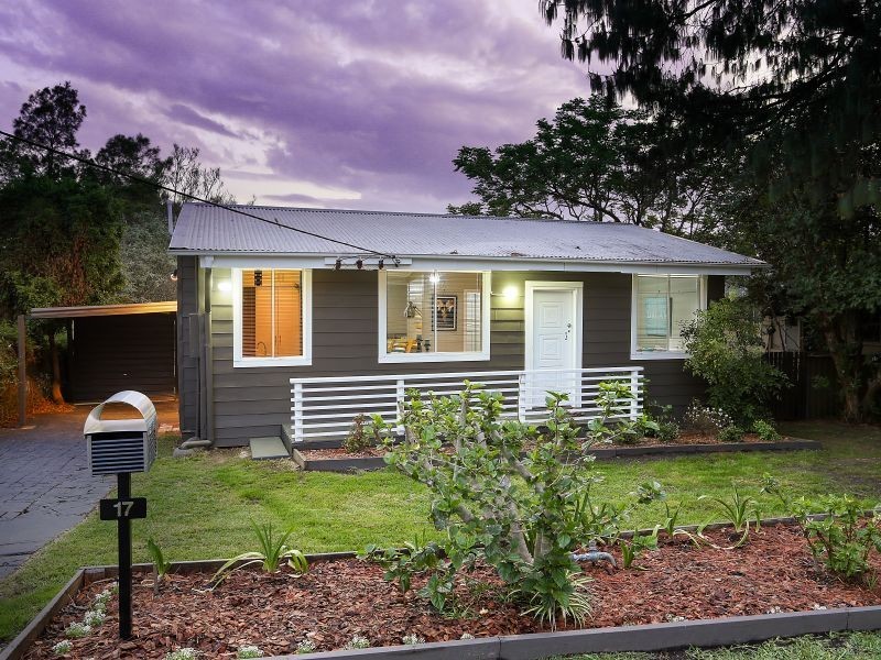 17 Windsor Street, Raymond Terrace NSW 2324