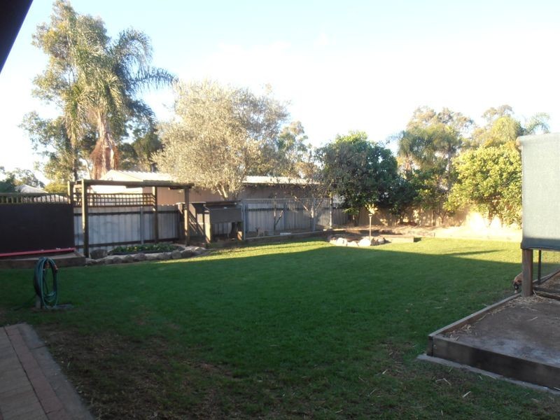 64 Melaleuca Drive, Metford NSW 2323