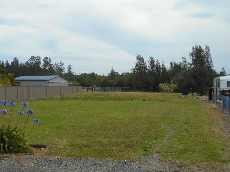 93 Waterfront Road, Swan Bay NSW 2324