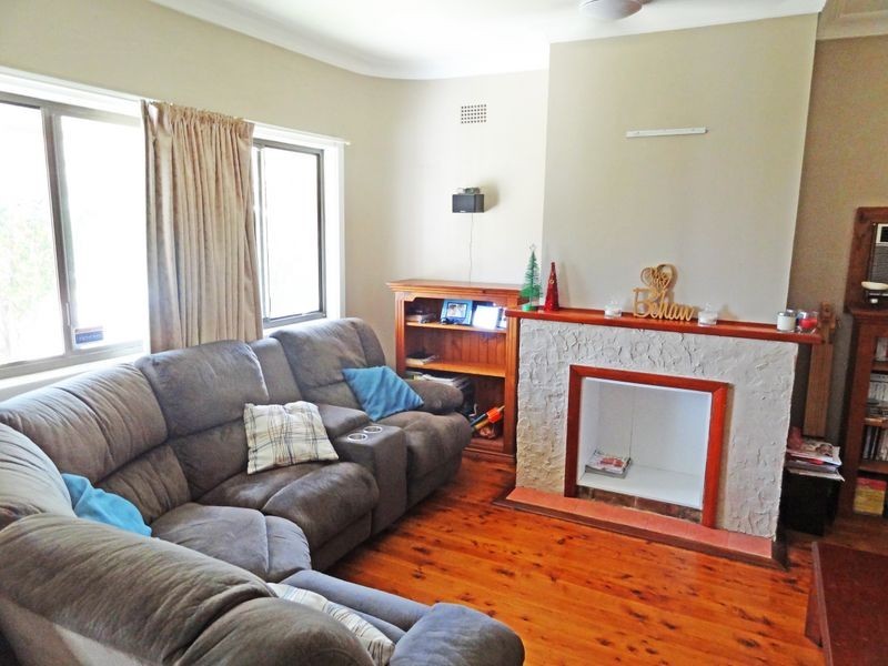 2 Warringhi Street, Raymond Terrace NSW 2324