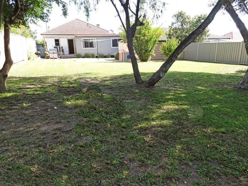2 Warringhi Street, Raymond Terrace NSW 2324
