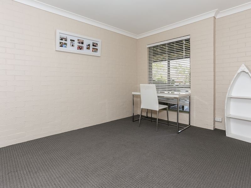 7 Campbell Close, Raymond Terrace NSW 2324