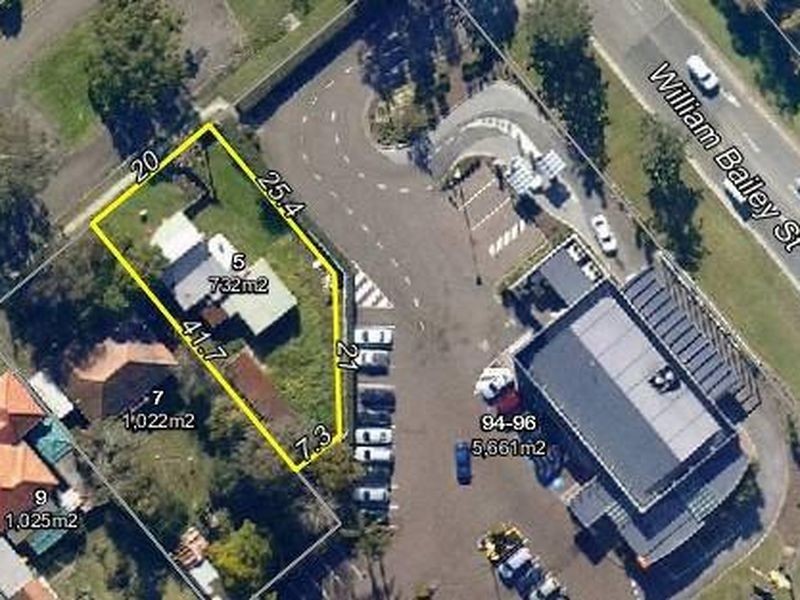 5 Sturgeon Street North, Raymond Terrace NSW 2324