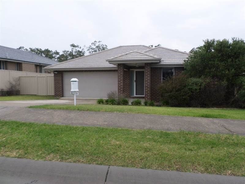 11 Johnson Drive, East Maitland NSW 2323