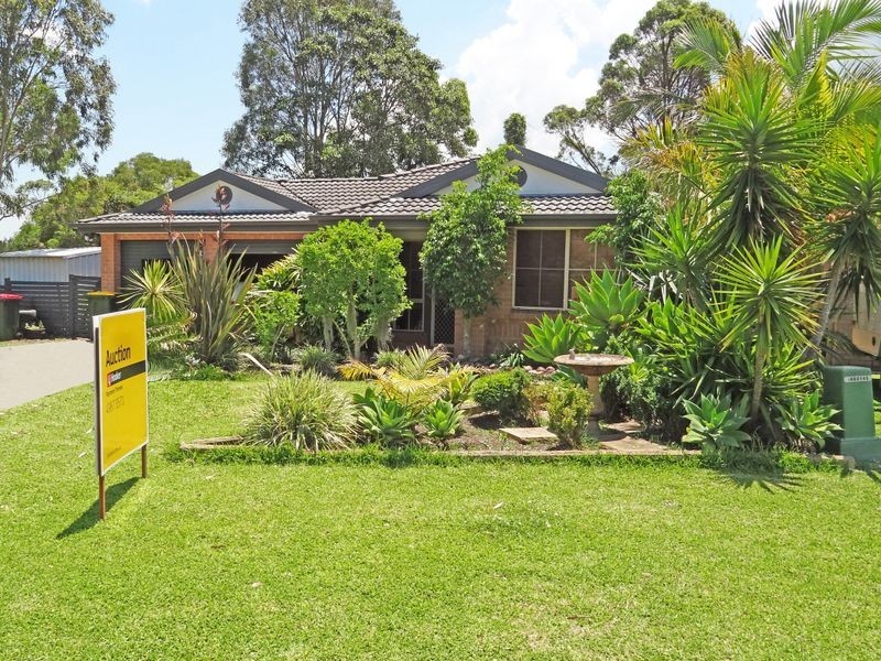 9 Feeney Way, Raymond Terrace NSW 2324